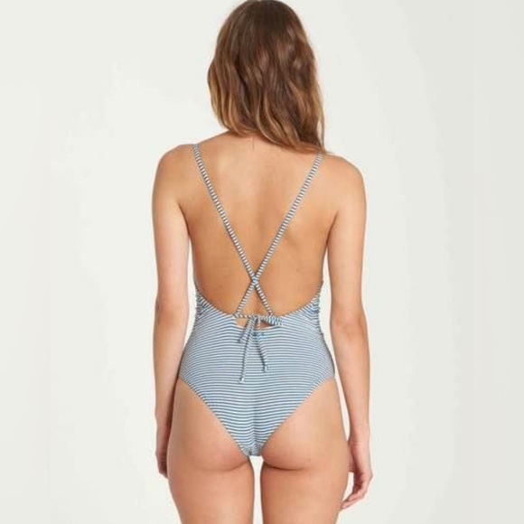 NWT Billabong One-Piece Seersucker Striped Swimsuit | Medium - Picture 4 of 4